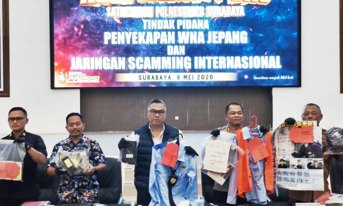 Polisi mengamankan 44 WNA dalam kasus scamming internasional yang didalmnya terdapat kasus penyekapan dua WN Jepang