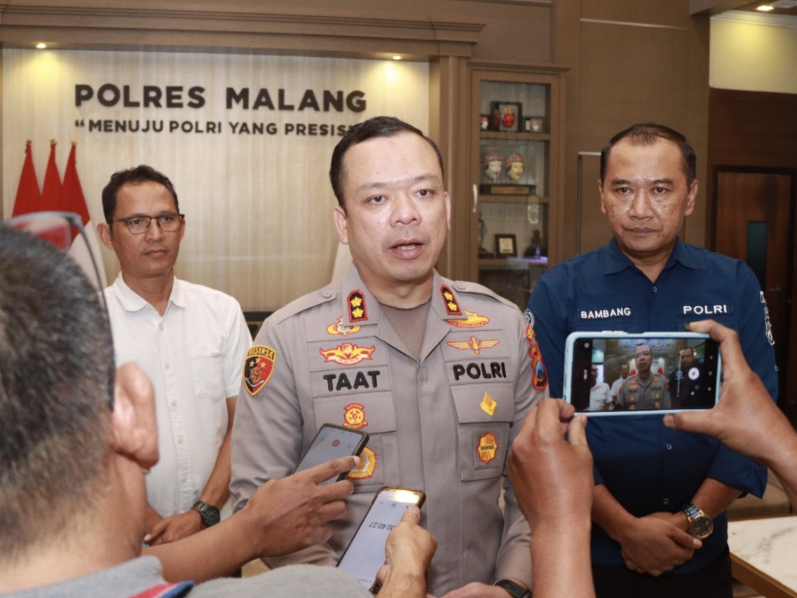 Selain melakukakn penyelidikank kasus pengroyokan dan perusakan mobil wisatawan di Pantai Wediawu, polisi juga mendapati 31 wisatawan positif mengkonsumsi narkoba.