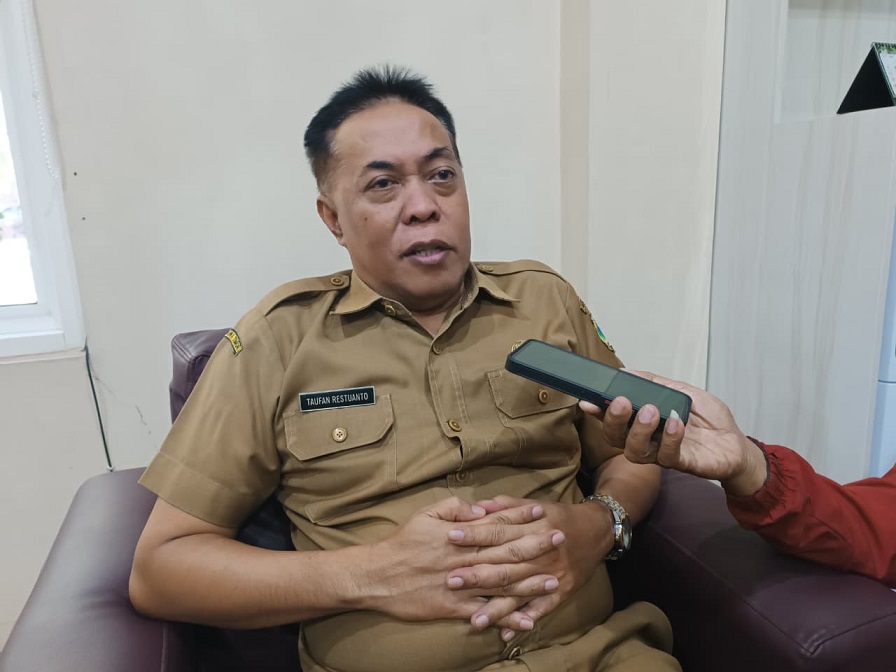 Gaji Bondowoso1