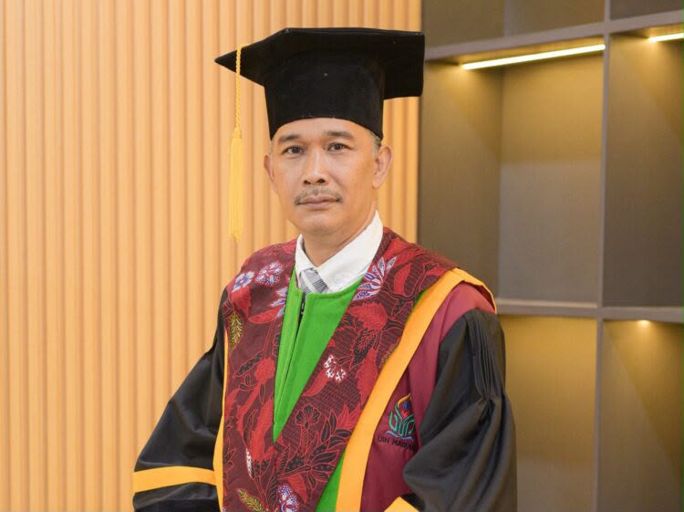 Prof. Dr. KH. Achmad Muhlis