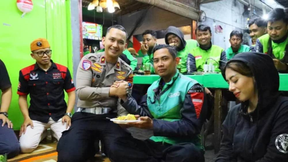 image_1790056854471_irbf4d