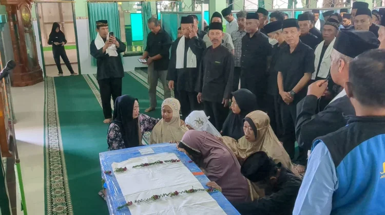 Jenazah Korban KM Virgo Transport 8 Tiba di Madiun, Keluarga Masih Menanti Kabar Adiknya