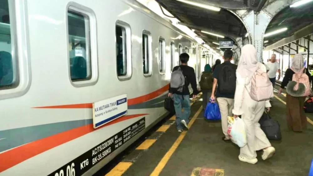Kereta Api Mutiara Timur Angkut 304 Ribu Pelanggan ke Banyuwangi, Naik 22,78 Persen